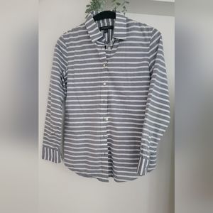 Banana republic woman stripe shirt